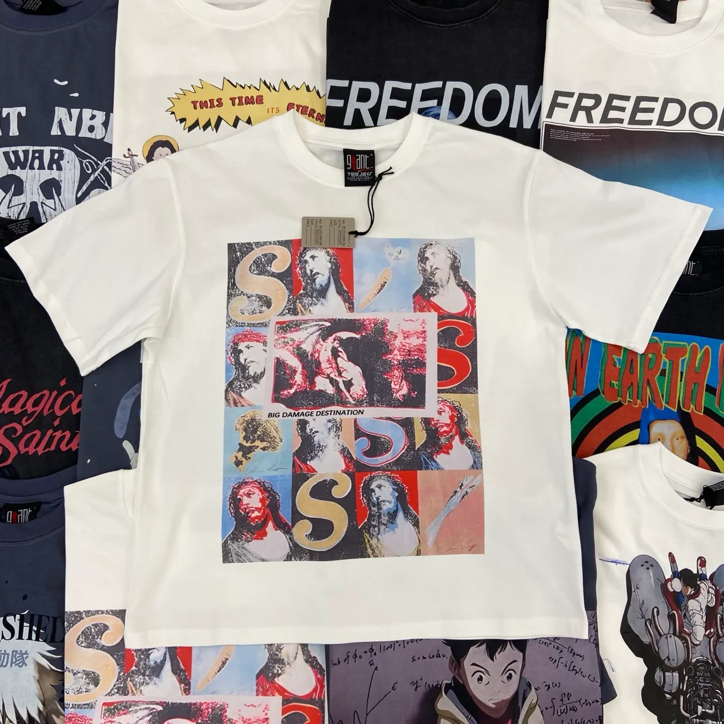 Saint Michael series of new American retro washed and distressed niche printed pure cotton loose short-sleeved T-shirts with digital white ink direct injection, breathable fabrics and three-dimensional and clear patterns. Fabric: Double yarn 240g Size: S-M-L-XL